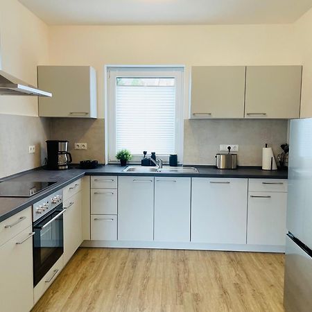 Lightplace - Moderne Apartments In Braunschweig - Balkon - Netflix - Am Kanal Luaran gambar