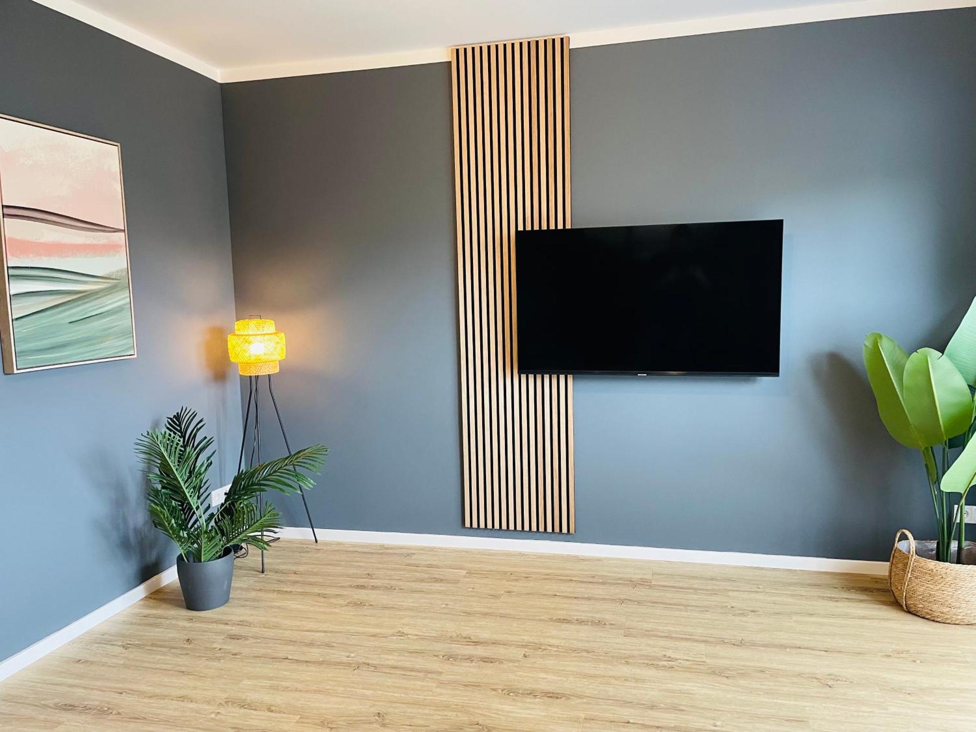 Lightplace - Moderne Apartments In Braunschweig - Balkon - Netflix - Am Kanal Luaran gambar