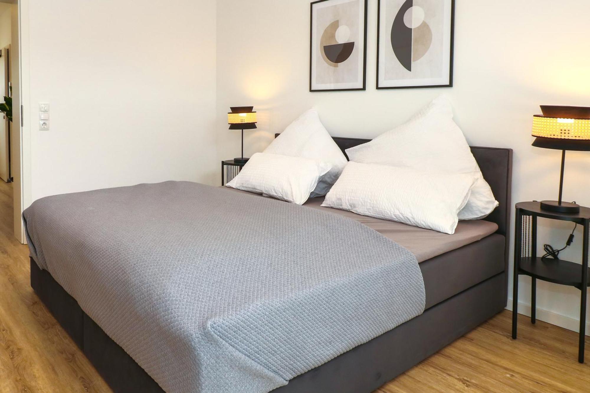 Lightplace - Moderne Apartments In Braunschweig - Balkon - Netflix - Am Kanal Luaran gambar